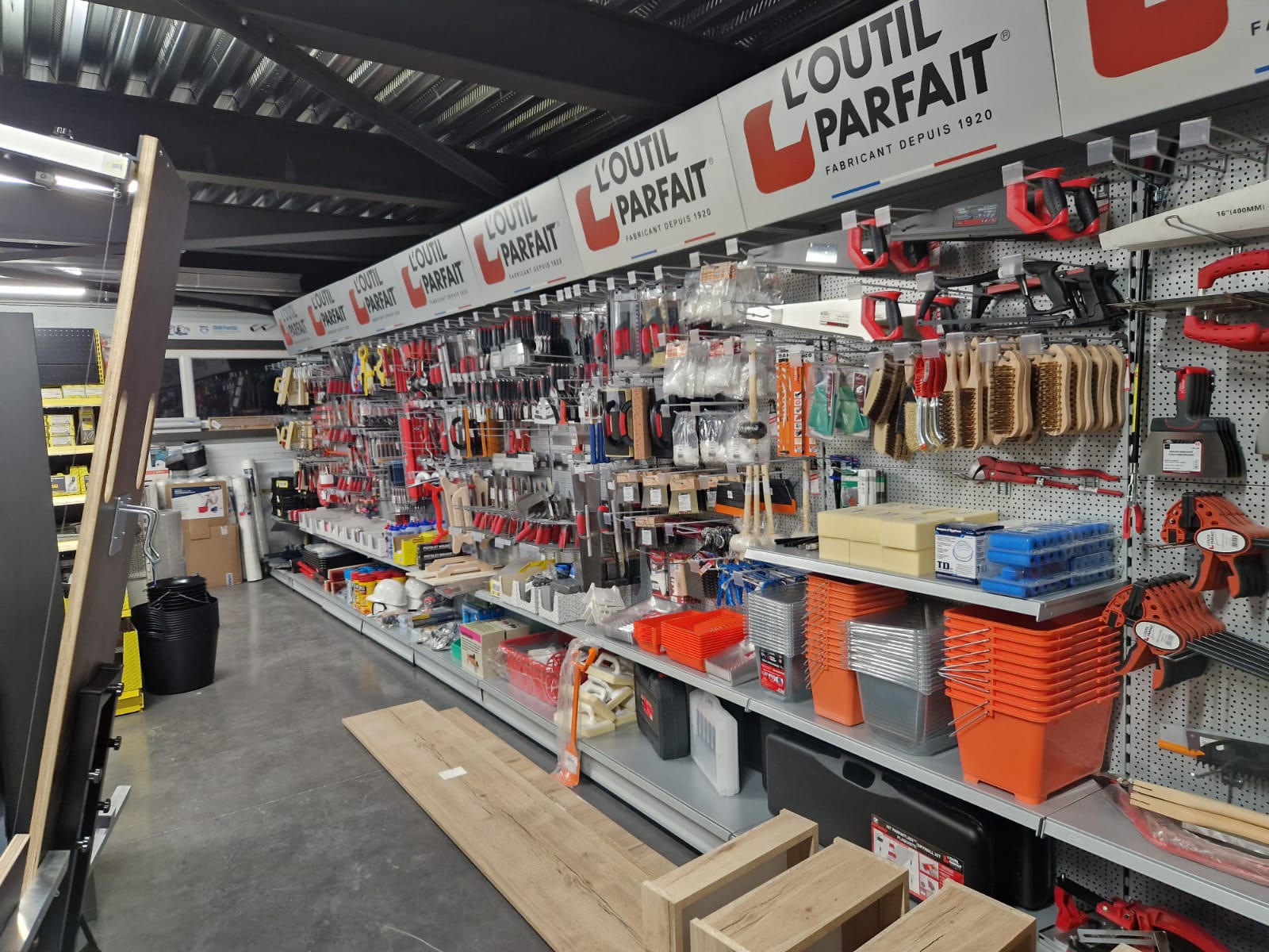 Magasin d’outillages professionnels et quincaillerie pr&egrave;s de S&eacute;lestat et Molsheim H&oelig;nheim